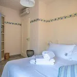 At Durrueli's 4*