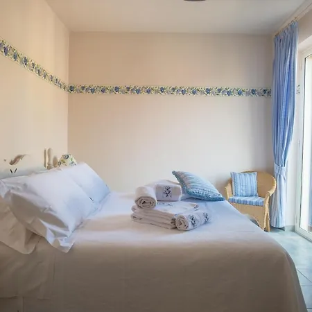 At Durrueli's 4* Porto Empedocle
