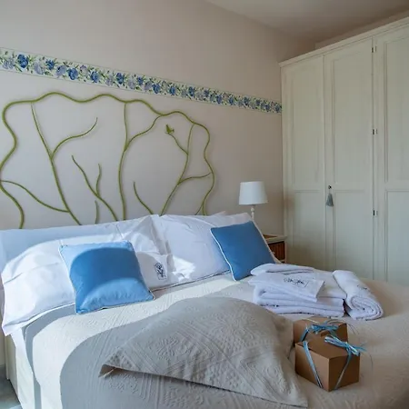 Bed & Breakfast At Durrueli's Porto Empedocle