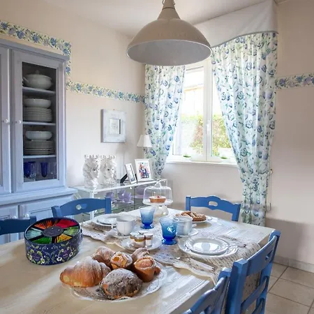 Bed & Breakfast At Durrueli's Porto Empedocle