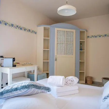 Bed & Breakfast At Durrueli's *